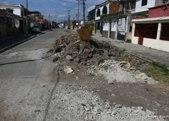 Solicitan arreglo de calles