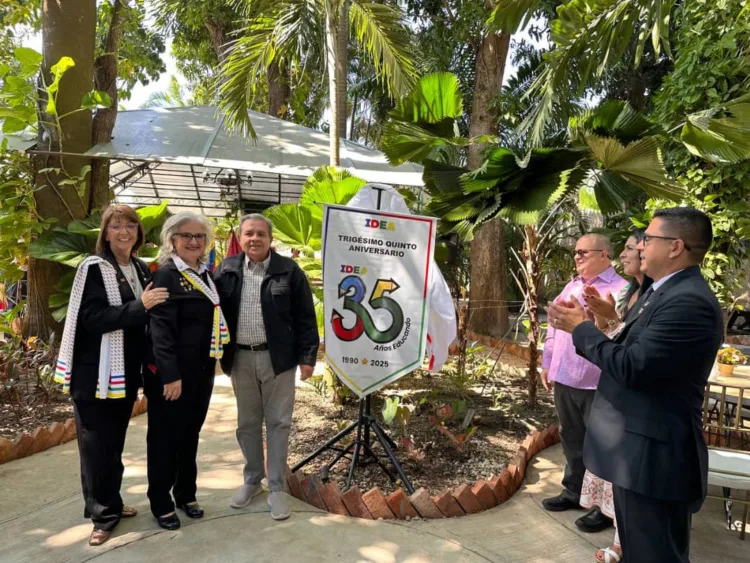 Este sábado 25 de enero el colegio IDEA llevó a cabo una actividad especial para conmemorar la actividad docente y celebrar el 35 aniversario de la emblemática institución.