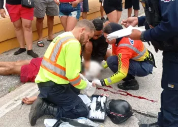 Un motorizado sufrió una caída en plena autopista Valencia-Puerto Cabello el pasado 26 de enero. El accidente le dejó un traumatismo craneoencefálico.