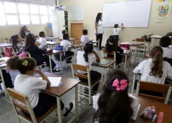 Regreso a clases se producirá el próximo 7 de enero