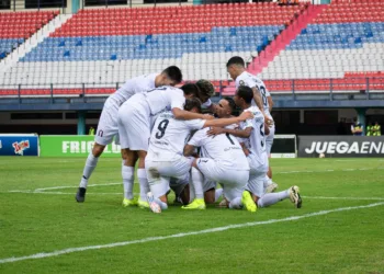 Carabobo FC derrotó a Estudiantes de Mérida 2 goles a 0 este sábado, en la primera jornada del Torneo Apertura de la Liga Futve 2025.