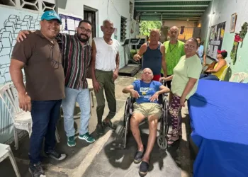 Integrantes del equipo social de la alcaldía de Valencia hicieron una visita a la casa hogar “Benevolencia”, ubicada en la parroquia Miguel Peña, para evaluar las condiciones en la que se encuentra la infraestructura y las áreas del recinto.