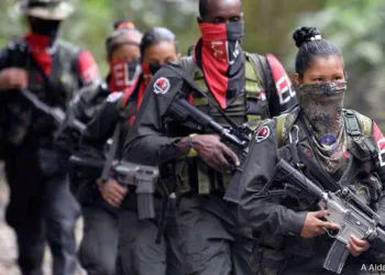 Un total de 13 muertes violentas se han registrado en Colombia, producto de los enfrentamientos entre las FARC y el Ejército de Liberación Nacional (ELN).