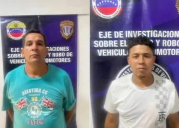 Funcionarios policiales capturaron a dos sujetos que presuntamente se dedicaban al desvalijamiento de automóviles en el municipio Carlos Arvelo de Carabobo.