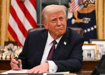 Donald Trump, presidente de los Estados Unidos, aseguró que cumplirá su promesa de imponer aranceles a Canadá y México a partir del próximo 1 de febrero.