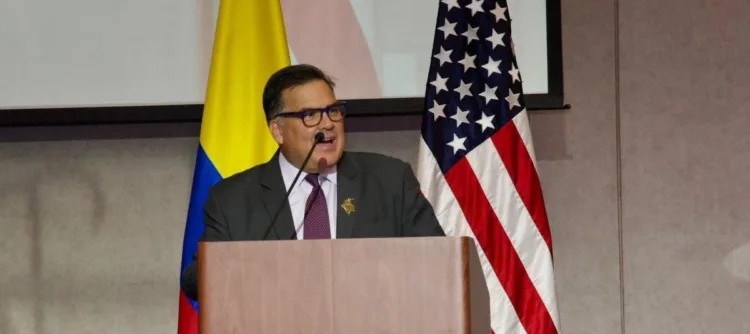 Estados Unidos ha decidido remover a su embajador en Colombia, Francisco Palmieri, según W Radio.
