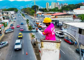 Instaladas 2 mil 300 luminarias en Naguanagua
