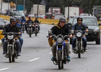 Las autoridades de Valencia podrían aprobar un proyecto de ordenanza para regular el uso de motocicletas dentro del municipio.