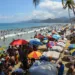 Costas carabobeñas abarrotadas de turistas