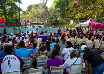 Autoridades municipales rehabilitaron los techos de dos instituciones educativas, ubicadas en el sector Las Trincheras.