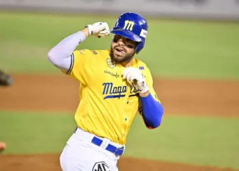 Renato Núñez conquistó el premio Productor del Año de la LVBP