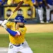 Los Navegantes del Magallanes dejaron en el terreno a las Águilas del Zulia en un intenso duelo celebrado este viernes en el estadio José Bernardo Pérez de Valencia.