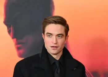 Robert Pattinson
