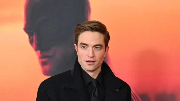 Robert Pattinson