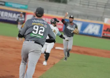 Tigres de Aragua vencen a los Bravos de Margarita