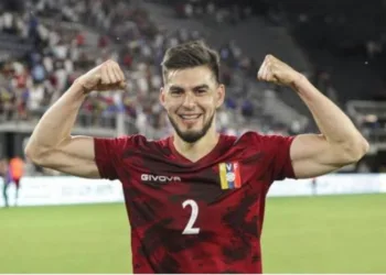 El defensor venezolano Wilker Ángel fue anunciado por el club brasileño Juventude FC este martes.