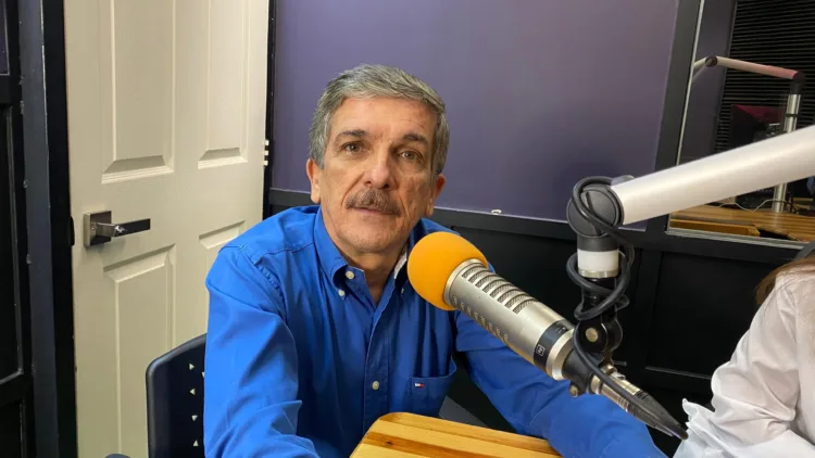 Darío Saturno, gremio de médicos