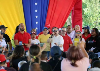 Rafael Lacava encabezó un encuentro con el Poder Popular organizado en las ciudades de Valencia y Puerto Cabello, de cara a la Consulta Popular Nacional que tendrá lugar el próximo domingo 2 de febrero.