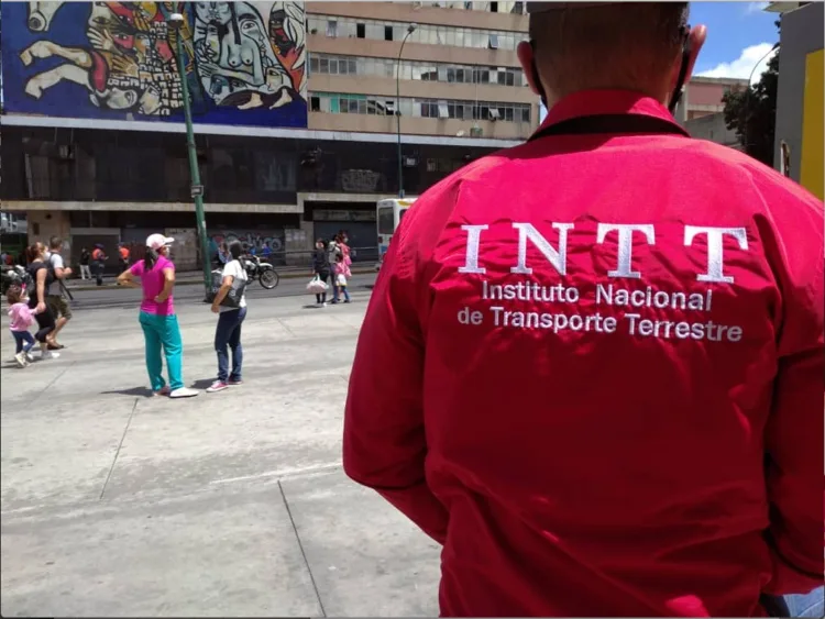 El Instituto Nacional de Transporte Terrestre (INTT) llevará a cabo operativos para mototaxistas y transportistas.