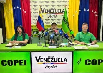 Juan Carlos Alvarado, secretario general de Copei, reafirmó que su partido participará en las elecciones del próximo 27 de abril, además de anunciar que evalúan definir unas 13 opciones para candidaturas de gobernaciones.