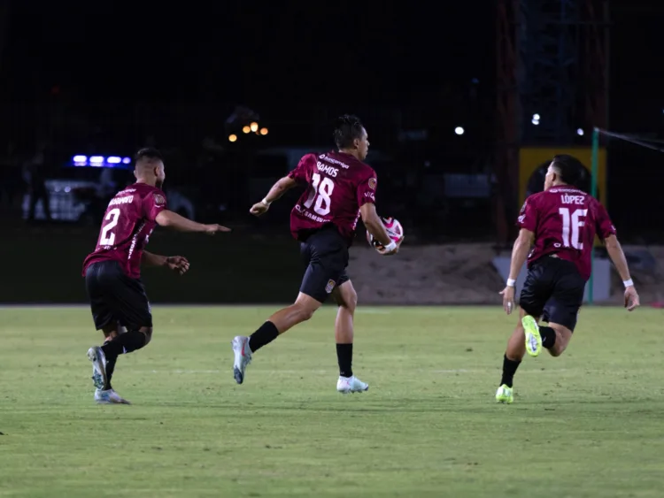Carabobo FC empató el partido de la cuarta jornada de la Liga Futve, contra Yaracuyanos FC, en el estadio Misael Delgado de Valencia, con marcador de dos goles por lado.