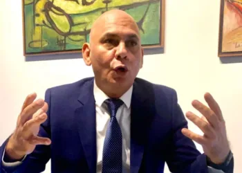 Ecarri Rodríguez resaltó la importancia de traer al debate público el federalismo y la descentralización, debido a la necesidad que tienen los estados de realizar procesos de reformas orientadas a la implementación de políticas públicas y prestación de servicios públicos eficientes.