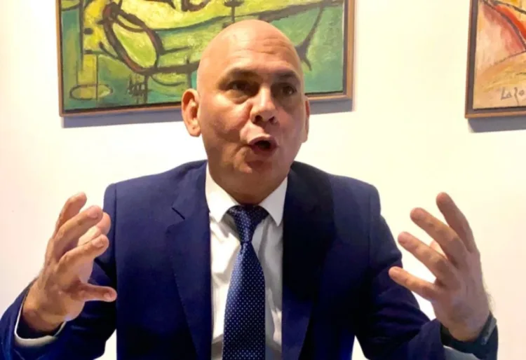 Ecarri Rodríguez resaltó la importancia de traer al debate público el federalismo y la descentralización, debido a la necesidad que tienen los estados de realizar procesos de reformas orientadas a la implementación de políticas públicas y prestación de servicios públicos eficientes.