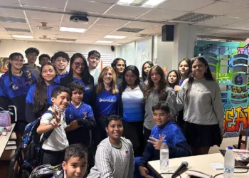 El Colegio Santa Rosa organizó otras jornadas de formación en materia de locución y oratoria, de la mano de Sandy Aveledo y Eva Carolina González.