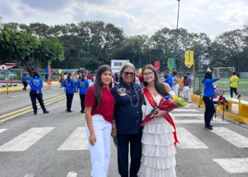 El reconocido Instituto de Educación Activa (IDEA), referencia educativa de toda la región, celebró este viernes el inicio de las festividades de carnaval junto a sus alumnos.