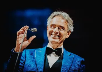 El reconocido artista italiano Andrea Bocelli dará un concierto en el Estadio Monumental Simón Bolívar el próximo 22 de febrero.
