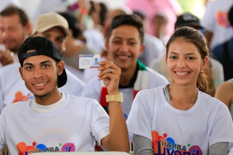 El Ejecutivo nacional mantiene vigente un plan de estipendios y programas de protección social, que tienen como objetivo llegar a varios grupos de la población. Estos son los bonos que los jóvenes pueden cobrar.