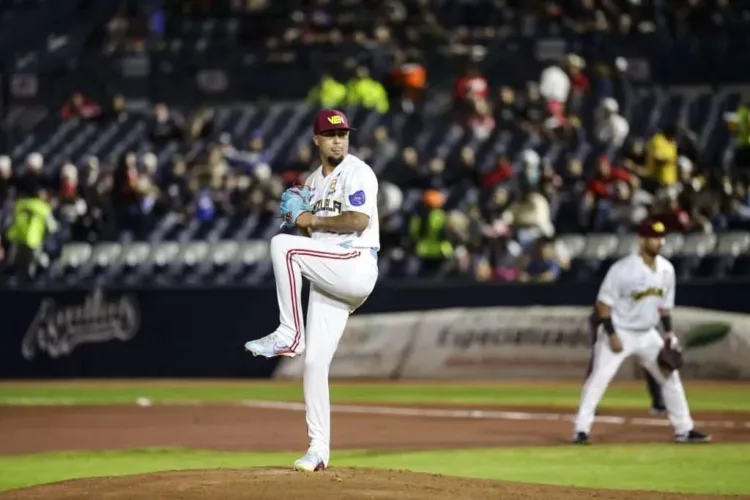 Cardenales de Lara triunfaron en un histórico partido de la Serie del Caribe, al propinar un No Hit No Run ante el Japan Breeze, en el último compromiso de la primera fase del torneo.