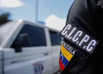 Dos hombres fueron detenidos en flagrancia en la parroquia Miguel Peña del municipio Valencia por microtráfico de drogas.