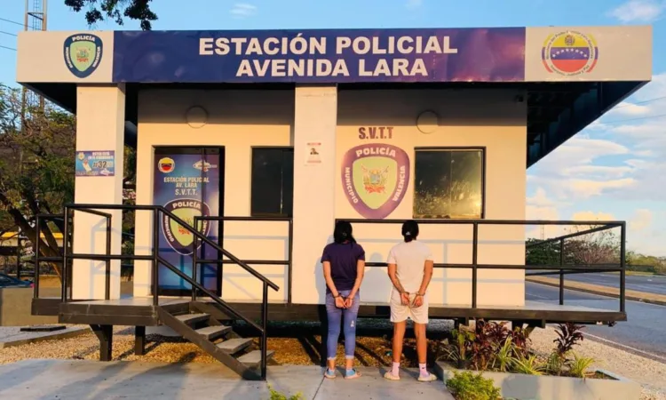 Dos mujeres fueron aprehendidas por posesión de drogas y presunto microtráfico en la parroquia Santa Rosa, del municipio Valencia.