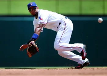 El infielder venezolano Elvis Andrus será exaltado al Salón de la Fama de los Rangers de Texas, según informó el propio equipo el pasado miércoles.