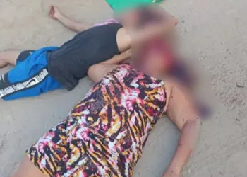 Los cuerpos sin vida de un hombre y una mujer fueron hallados en el sector Aguas Calientes de Mariara, tendidos en el pavimento junto a un cartel que decía "por sapos".