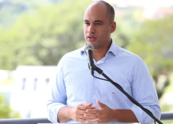 El ministro de Educación, Héctor Rodríguez, emitió un comunicado en el que reafirma que el organismo que dirige no aprueba la realización de elecciones de reina de carnaval en las instituciones educativas.