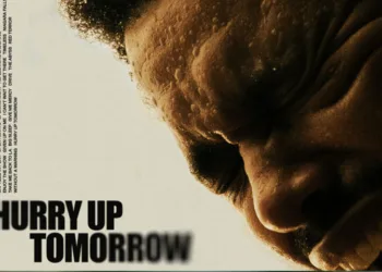 The Weeknd, reconocido cantante de origen canadiense, publicó su nuevo disco “Hurry Up Tomorrow” este jueves.