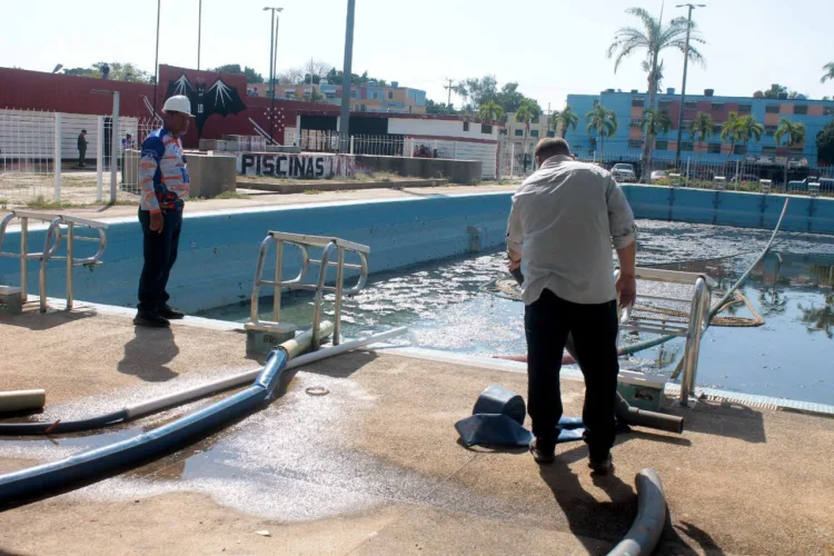 rehabilitación del Complejo de Piscinas