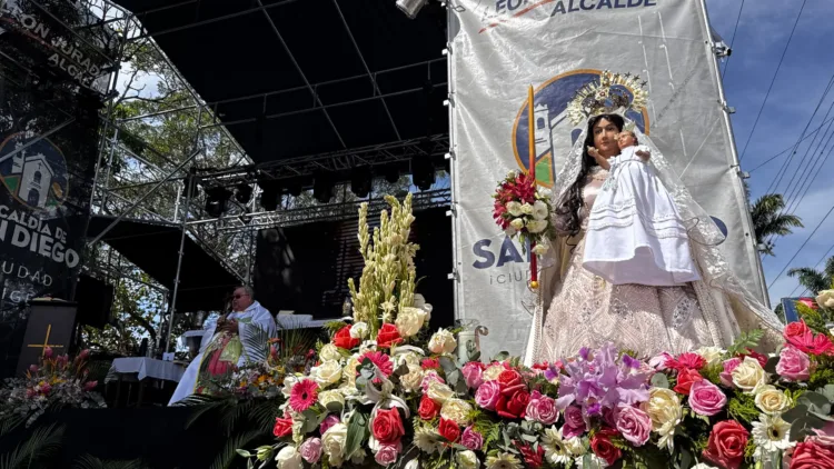tributo a la Virgen de la Candelaria