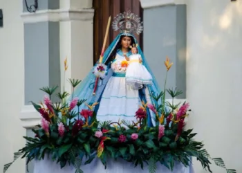 Este domingo 2 de febrero se celebra la festividad de la Virgen de la Candelaria en todo el mundo.