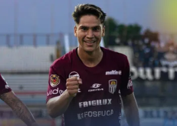 El Carabobo FC volvió a la senda de la victoria este domingo, tras derrotar en condición de visita al Zamora FC con marcador de 1 gol a 0.