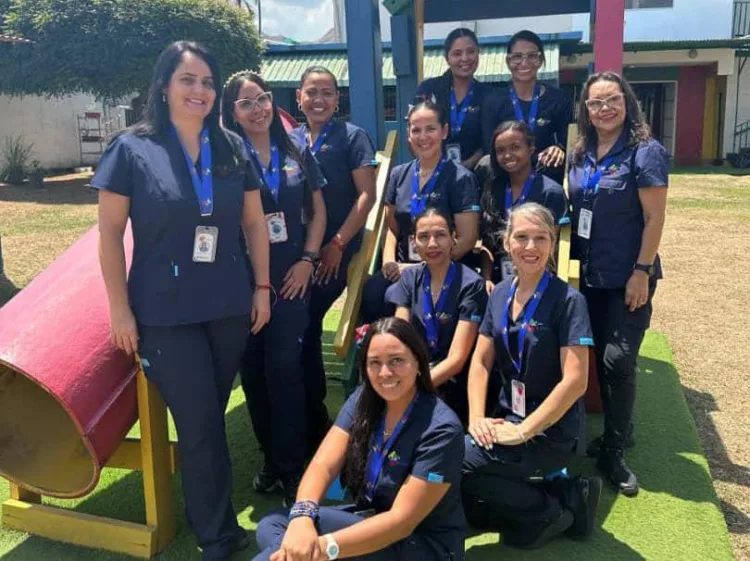 El C.E.I. La Orchila es un preescolar situado en La Viña, cuyo principal objetivo es brindar una formación íntegra para preparar a los niños para un futuro exitoso.