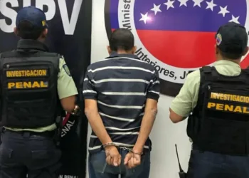 abusar sexualmente de su bisnieta