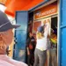 Las autoridades municipales de Valencia llevaron a cabo un despliegue preventivo contra la venta y distribución de bebdias alcohólicas a menores de edad.