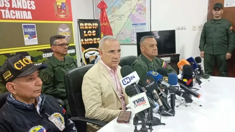 Freddy Bernal, gobernador del estado Táchira, anunció el desmantelamiento de un grupo delictivo que hacía uso de identidades falsas y se infiltró en los sistemas de Patria y del Banco de Venezuela.