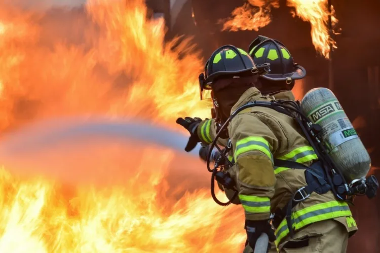 En un incendio registrado en el sector Santa Inés falleció una mujer de 94 años de edad el pasado lunes.