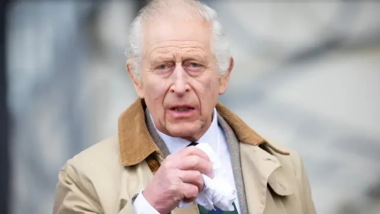 La monarquía británica se vio obligada a suspender parte de los compromisos del rey Carlos III, programados para este viernes, debido a efectos secundarios de su tratamiento contra un tipo de cáncer que no han dado a conocer.