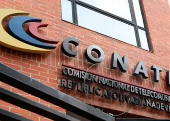 La Comisión Nacional de Telecomunicaciones (Conatel) revocó los títulos administrativos de SuperCable y otorgó un plazo de 60 días a los usuarios para migrar a otras compañías.