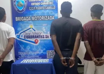 Tres sujetos fueron detenidos este miércoles 26 de marzo en Puerto Cabello por presunta posesión de drogas.